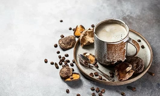 Qué es el café de setas que está tan de moda, y qué beneficios aporta.